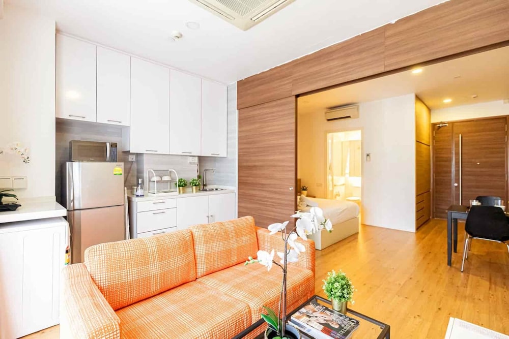 thanksgiving serviced residence sg clean