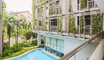 thanksgiving serviced residence sg clean
