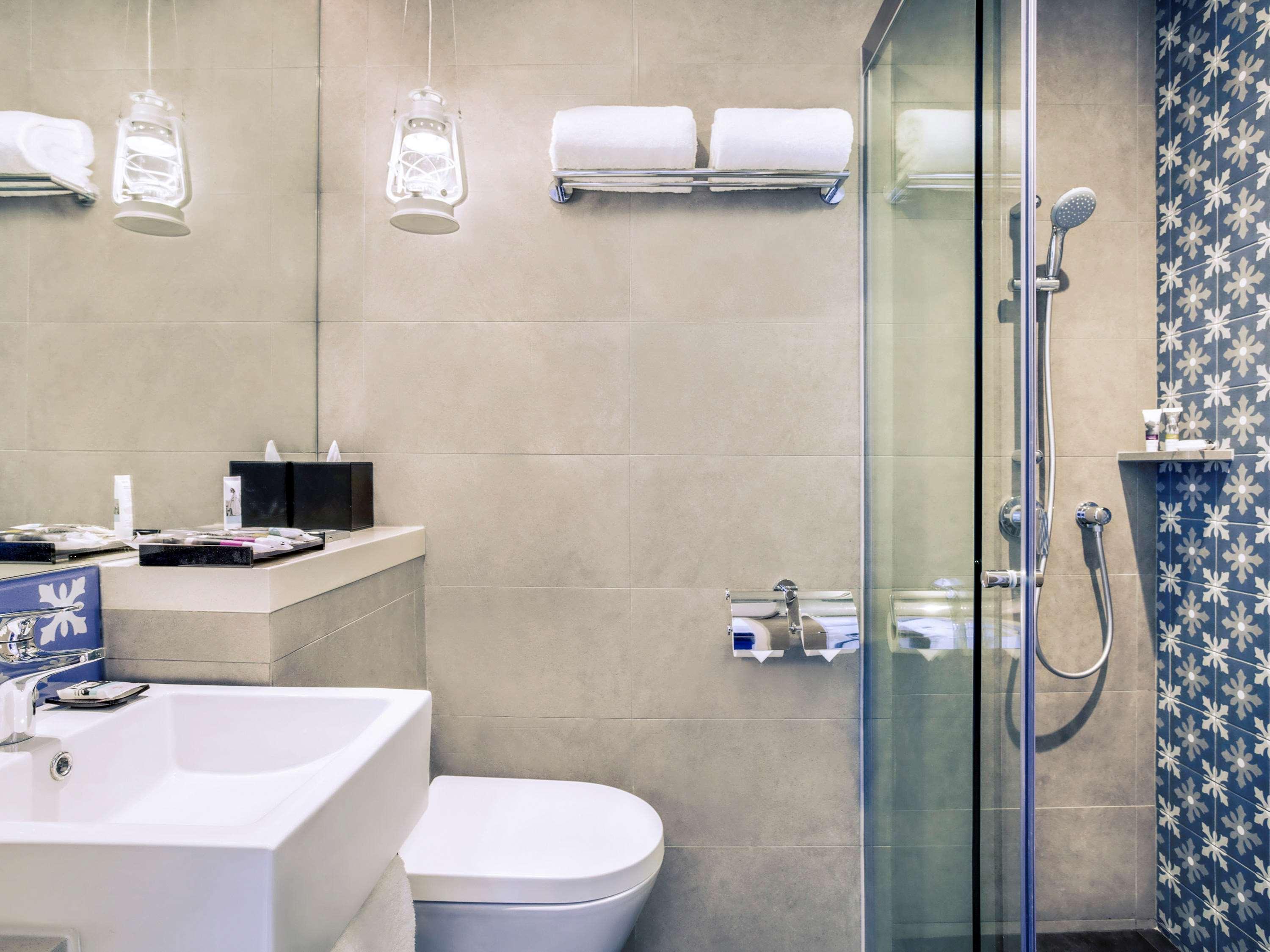 mercure singapore on stevens