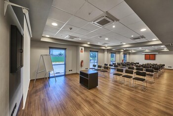 City Express By Marriott Celaya Parque,Guanajuato>>Celaya,3.5 star