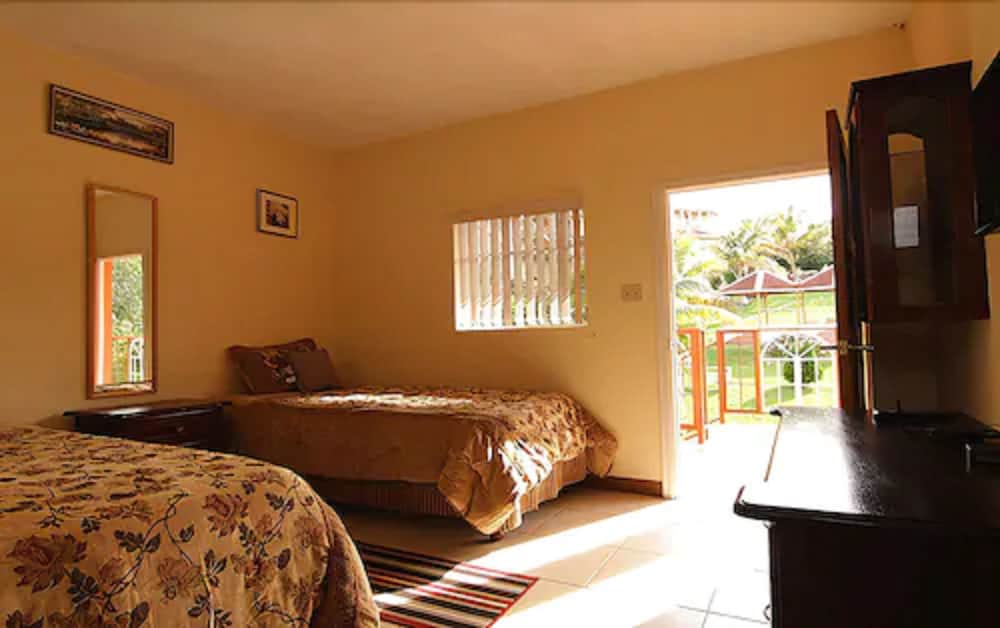 paradise reggae resort