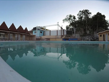 paradise reggae resort