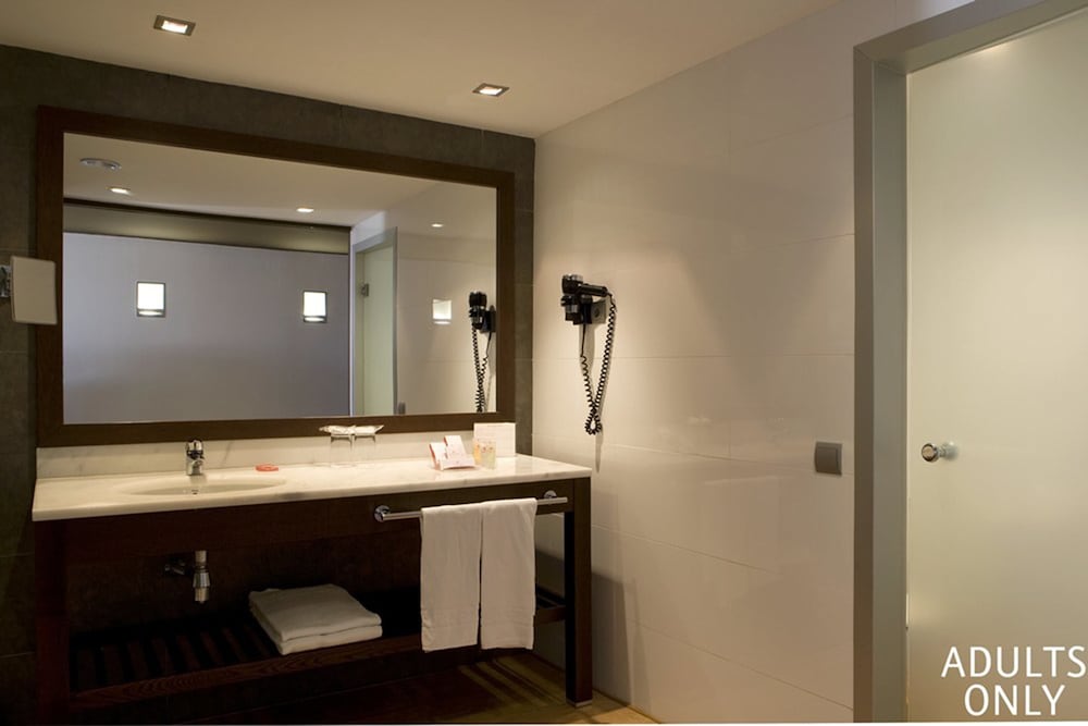magnolia hotel salou adults only