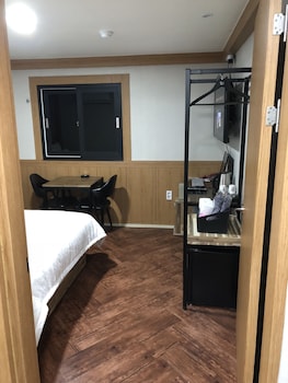 prince hotel