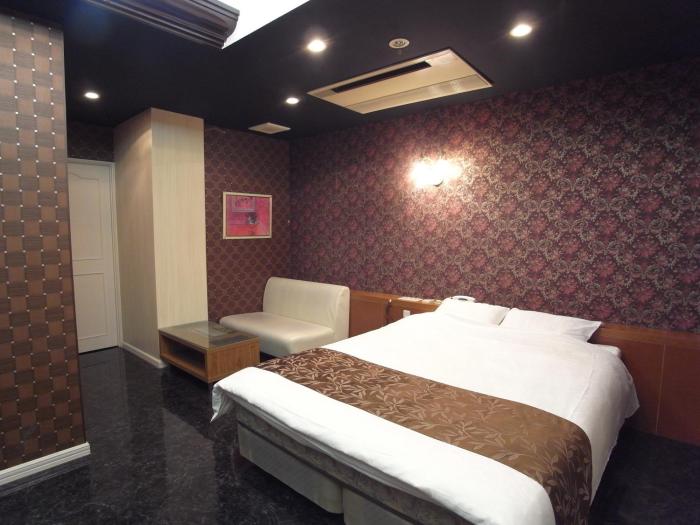 hotel carneval adults only