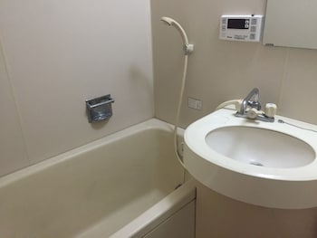 tandk hostel kobe sannomiya east