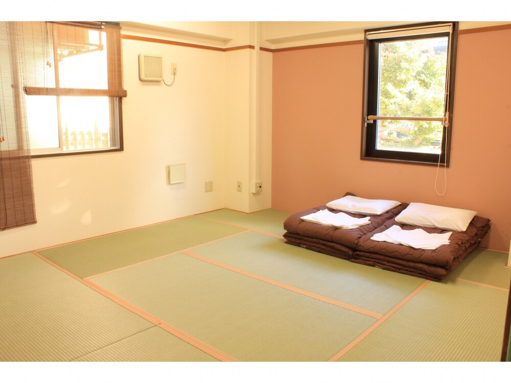 tandk hostel kobe sannomiya east