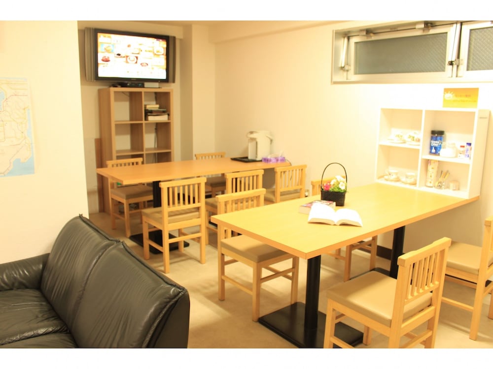 tandk hostel kobe sannomiya east