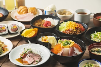 the breakfast hotel porto ishigakijima