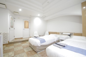 hotel imalle yokohama isezakicho hostel