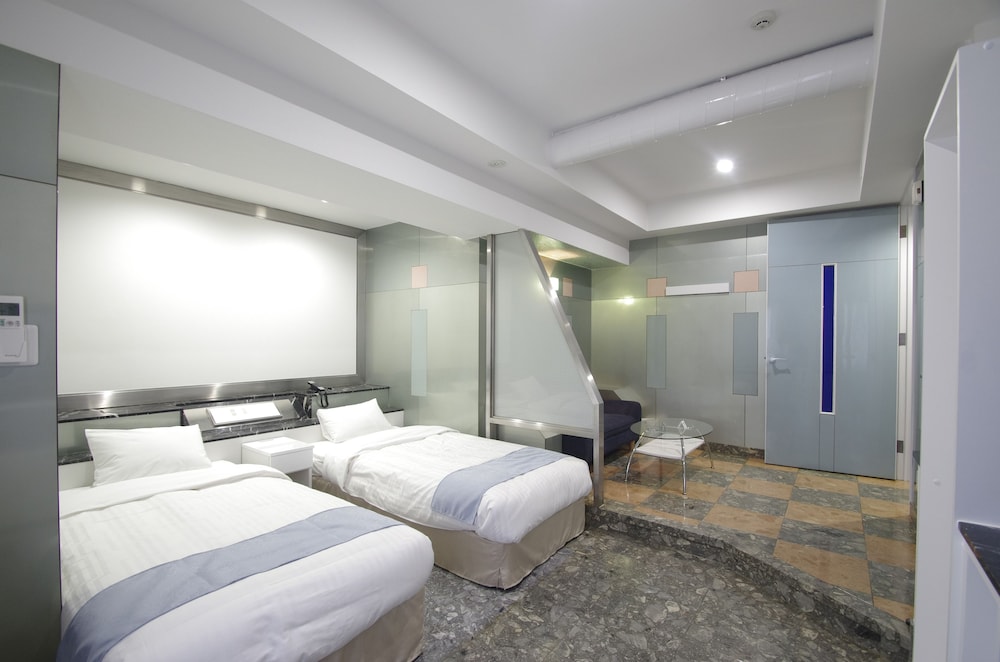 hotel imalle yokohama isezakicho hostel