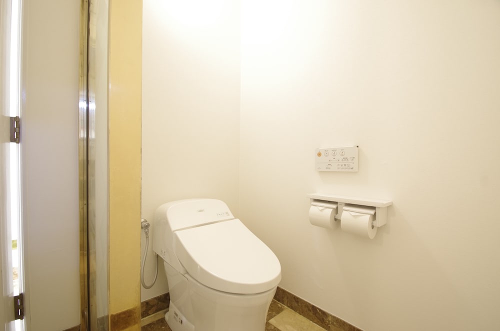 hotel imalle yokohama isezakicho hostel