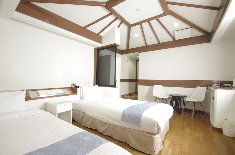 hotel imalle yokohama isezakicho hostel