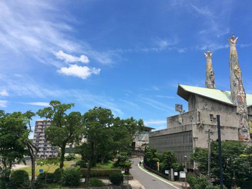 route cafe and petit hostel