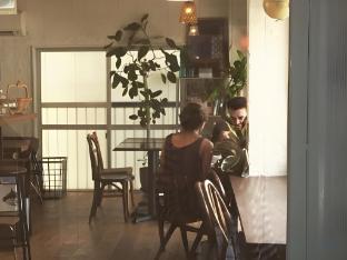 route cafe and petit hostel