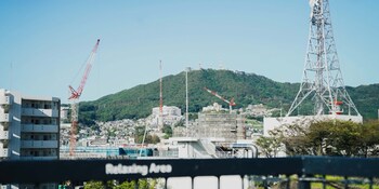 route cafe and petit hostel