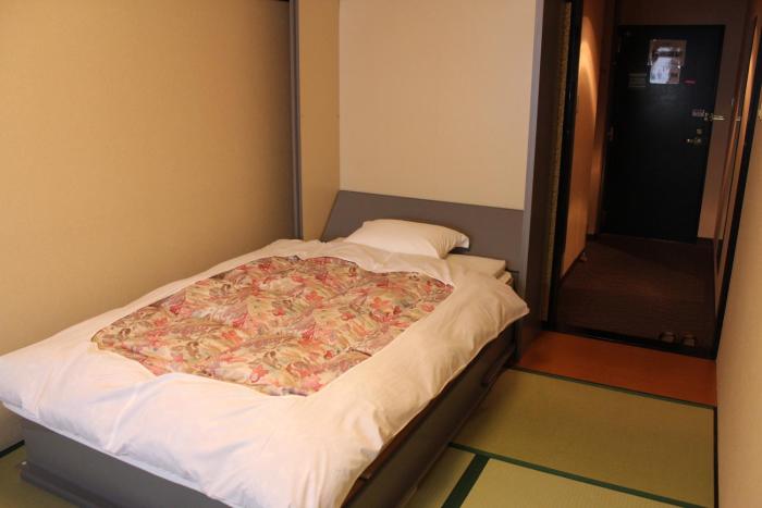 hotel crown hills takaoka