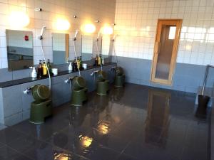 hotel crown hills takaoka