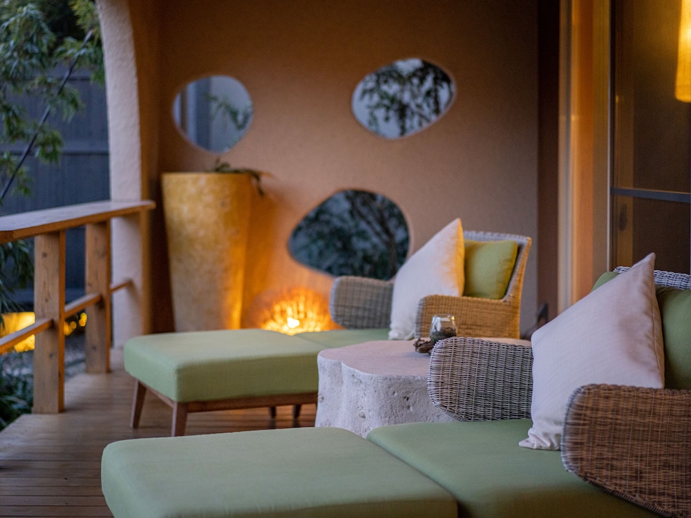 yufuin luxury villa zakuro