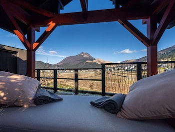 yufuin luxury villa zakuro