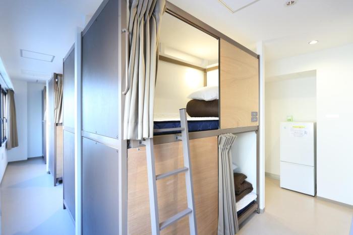 oak hotel edo hostel