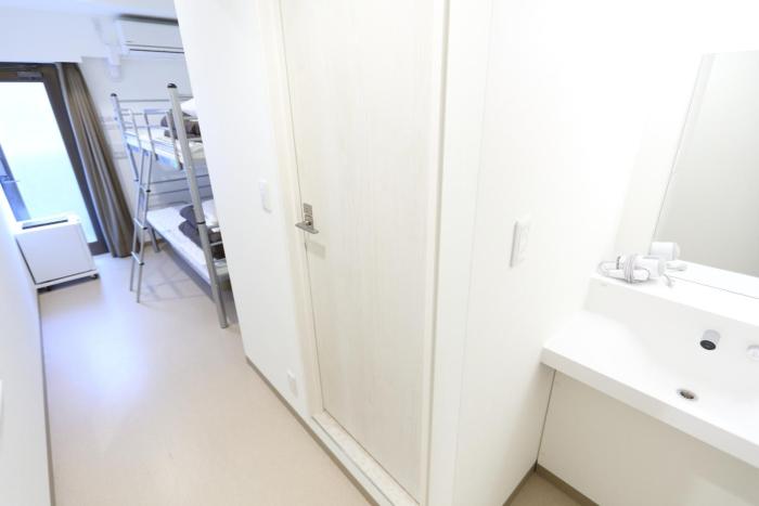 oak hotel edo hostel