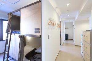 oak hotel edo hostel