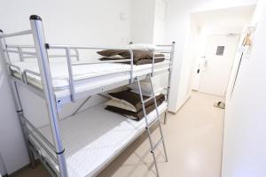 oak hotel edo hostel