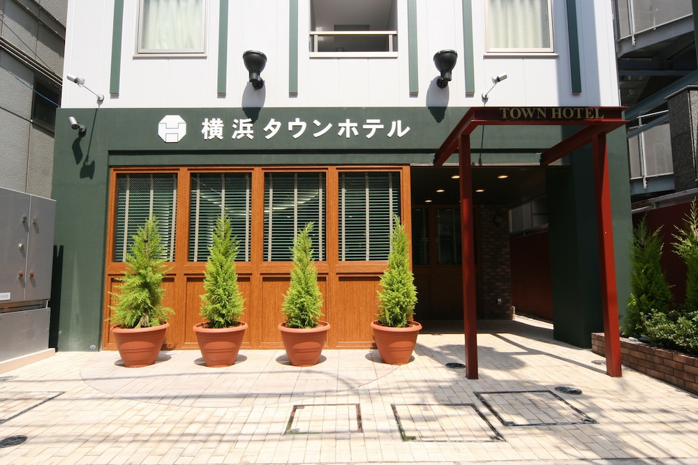 yokohama town hotel 24