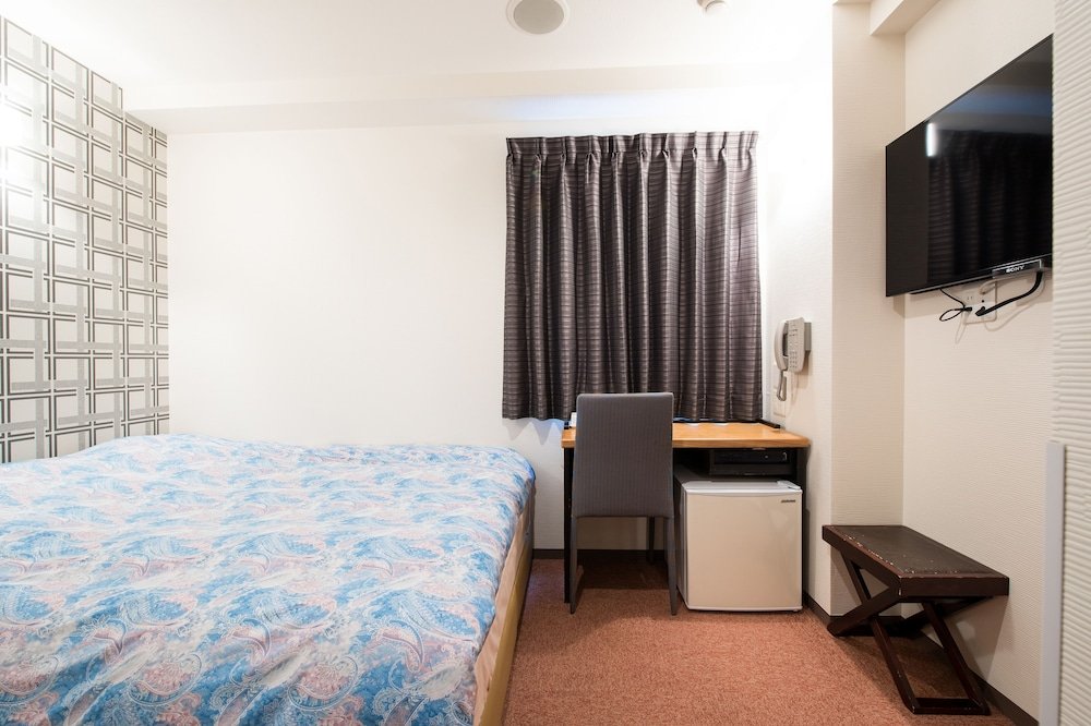 yokohama town hotel 24