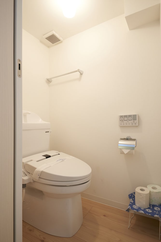 guest house connection karasuma gojo