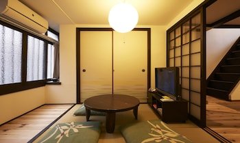guest house connection karasuma gojo