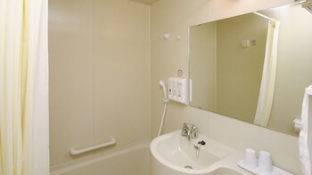 toyoko inn kintetsu yokkaichi eki kita guchi