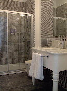 kars otel special class