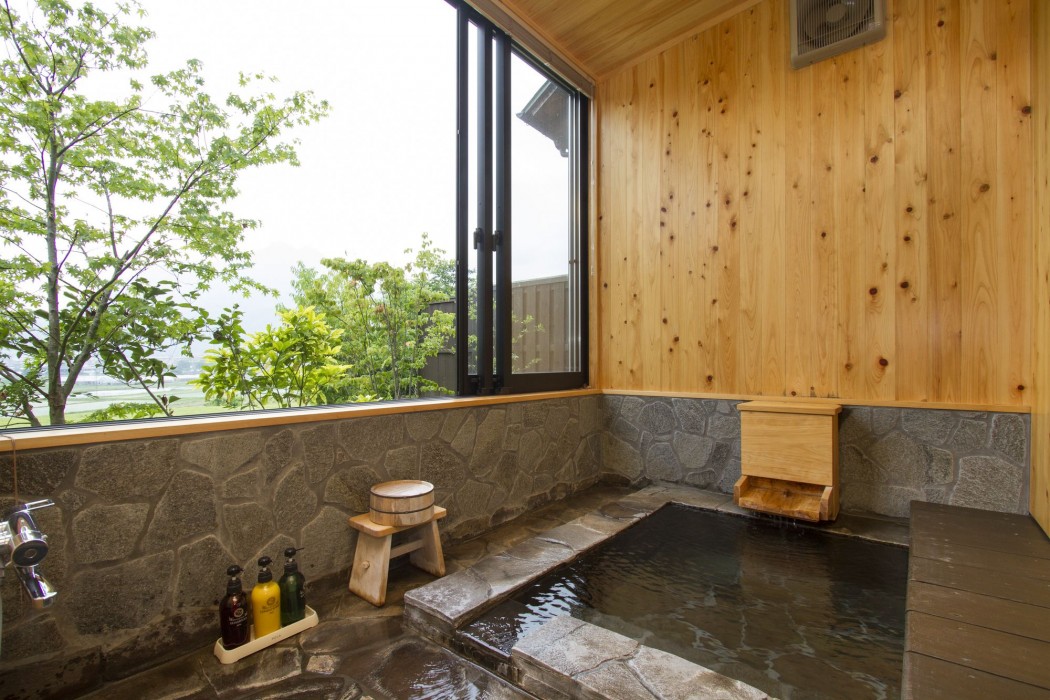 yufuin onsen toshoan