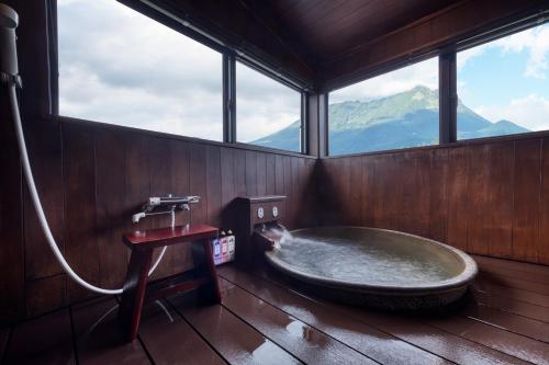 yufuin onsen toshoan