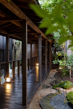 yufuin onsen toshoan