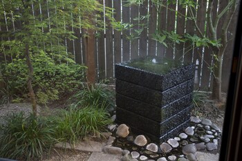 yufuin onsen toshoan