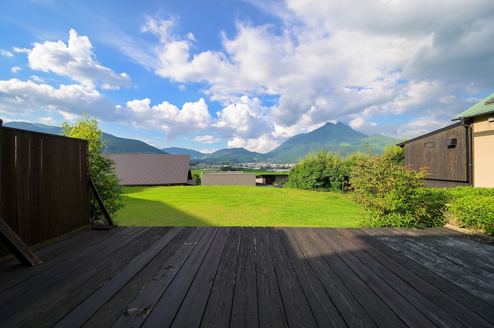 yufuin onsen toshoan