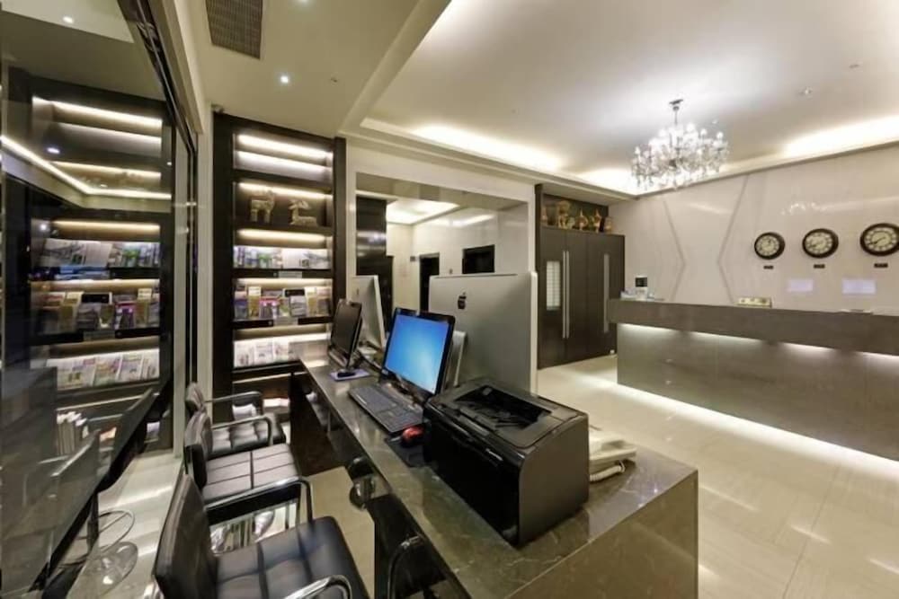 nest hotel