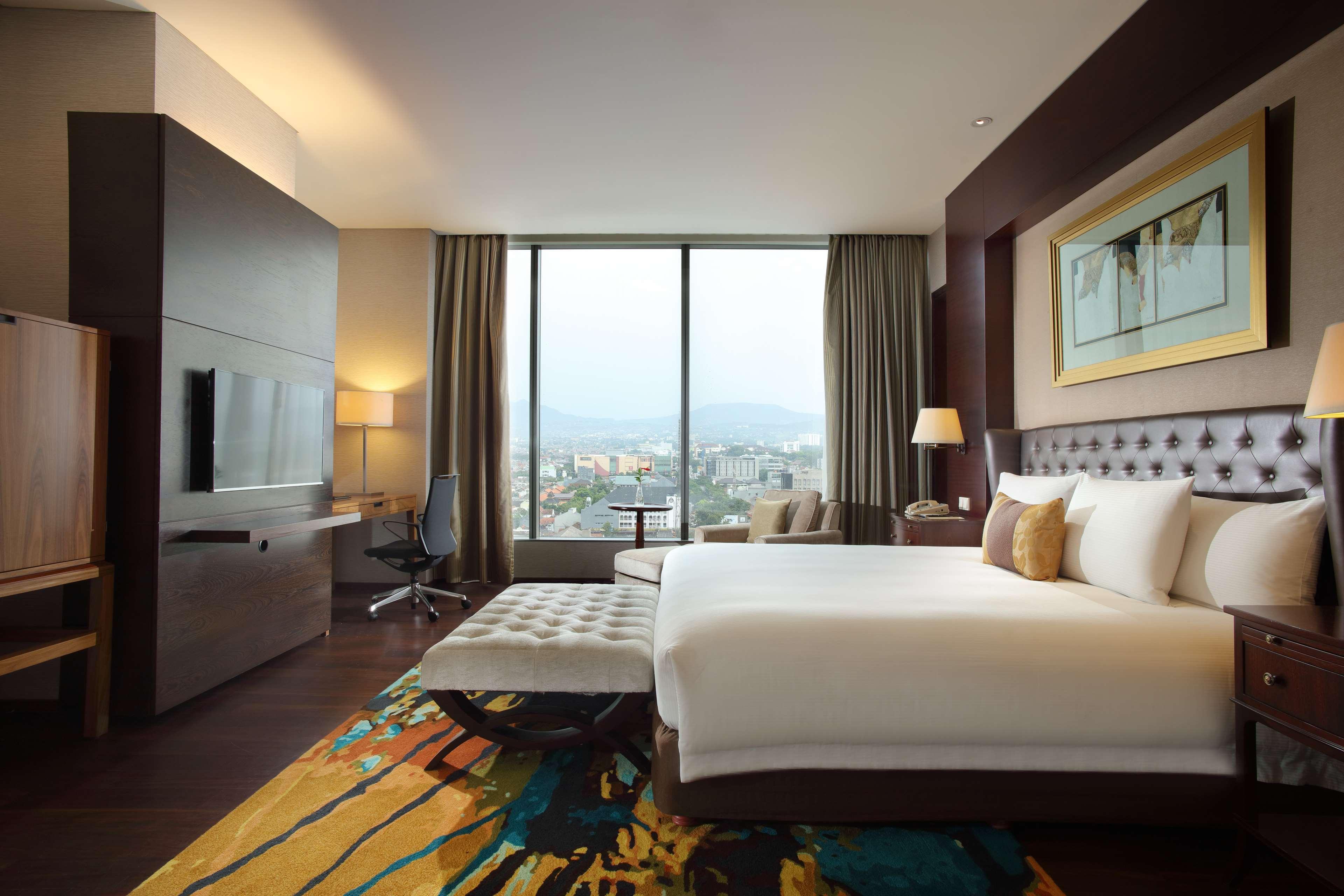hilton bandung