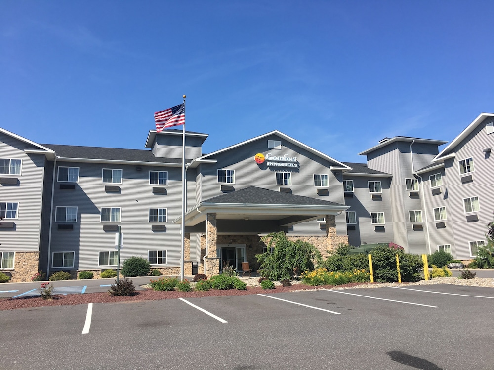 comfort inn and suites barnesville frackville