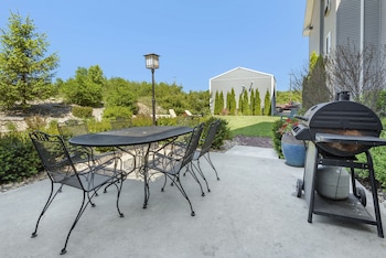 Comfort Inn & Suites Barnesville - Frackville,Hazleton>>Barnesville,3 star