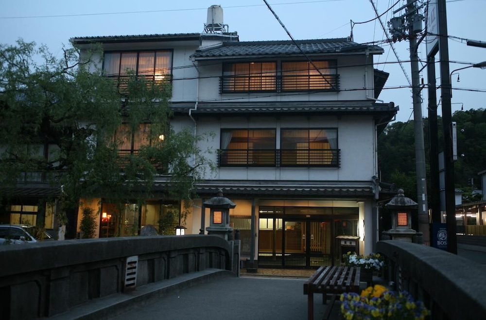 kinosaki onsen kawaguchiya honkan