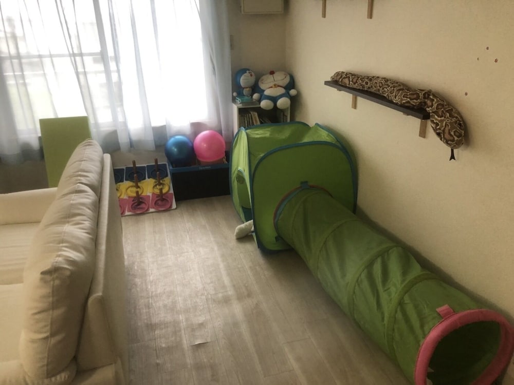 shirahama white beach house