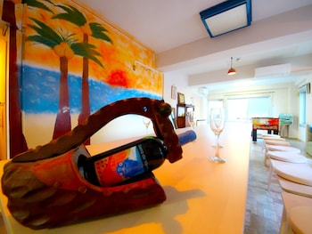 shirahama white beach house