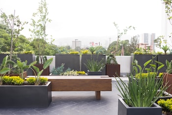 La Inmaculada Hotel,Zona 10>>Guatemala City,4 star