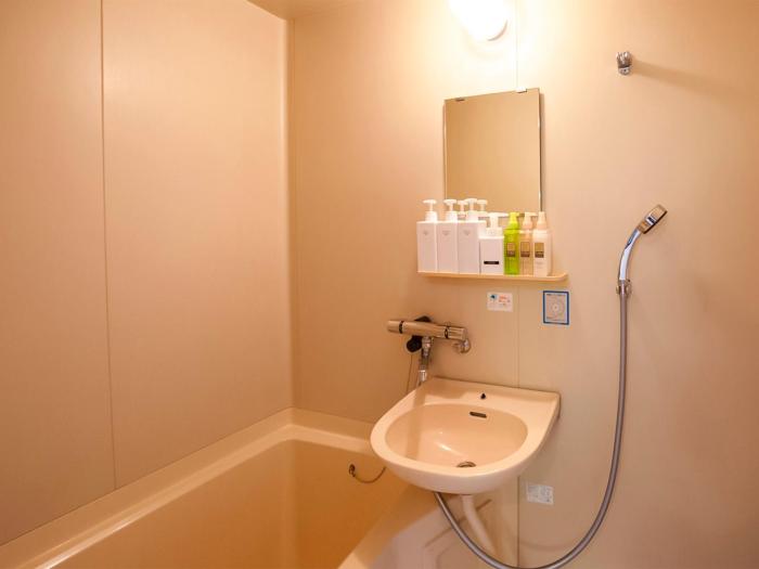 guesthouse life field