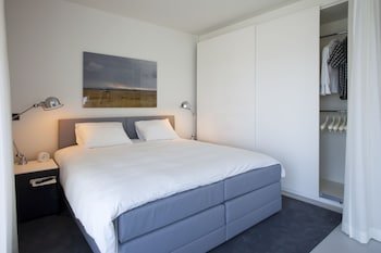 Urban Residences,South Holland>>Rotterdam,4 star