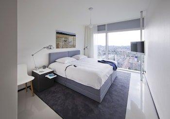 Urban Residences,South Holland>>Rotterdam,4 star